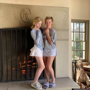 Meet your Posher, Claire